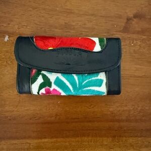 Floral Embroidered Leather Black Wallet